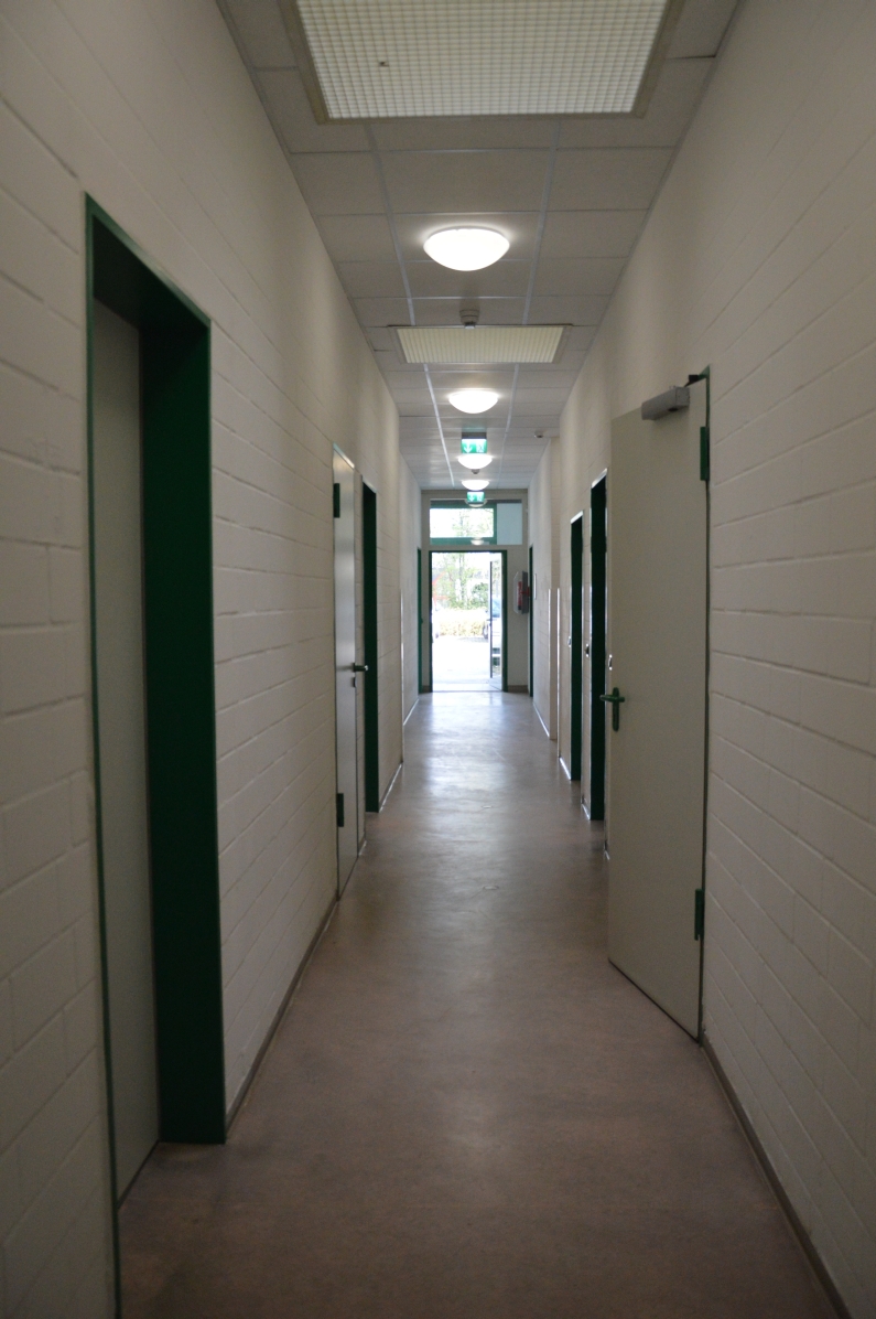 Flur Flüchtlingsunterkunft Wilhelm-Quetsch-Straße - Foto: gik